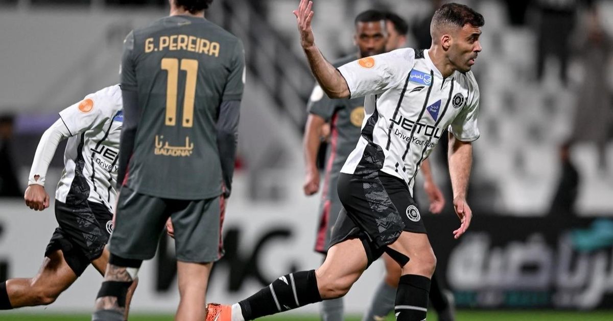 صدمة للشباب.. إصابة عبد الرزاق حمد الله وغيابه لمدة طويلة