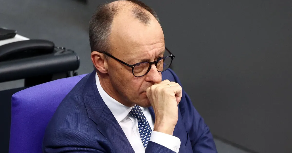 تقرير: ميرتس يدفع ألمانيا لدور قيادي في الاتحاد الأوروبي