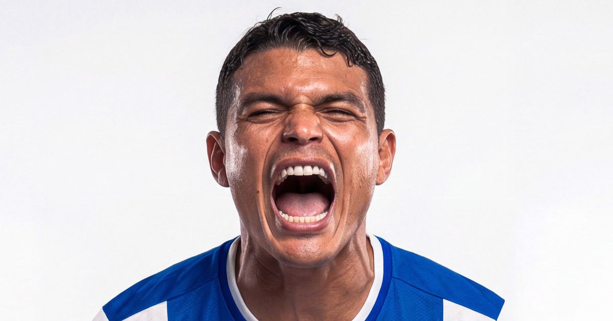 تياغو سيلفا يعود إلى بورتو بعد عقدين “بحثاً عن المجد”