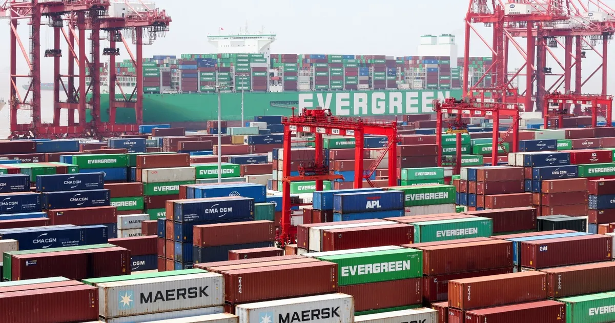 الصين تُقر تعديلات قانونية لتعزيز قدرات “الحرب التجارية”