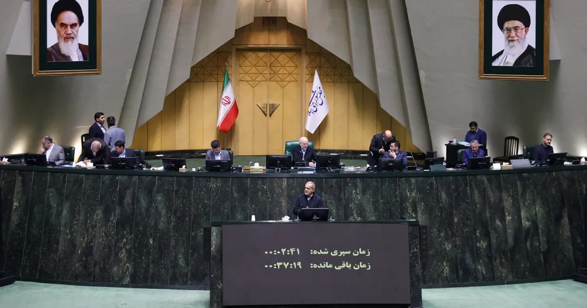 تفاصيل أول ميزانية إيرانية بالريال الجديد بعد حذف 4 أصفار