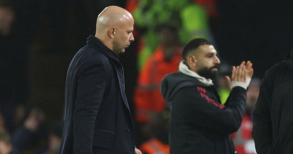 آرني سلوت “يرغب” في بقاء محمد صلاح مع ليفربول