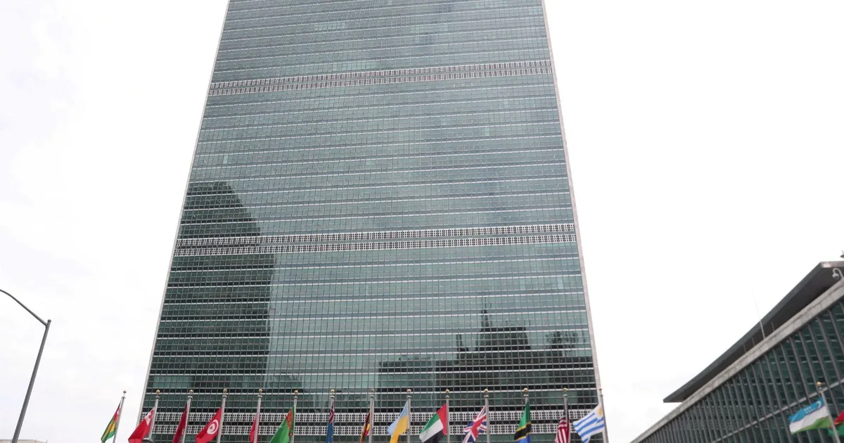 أزمة السيولة تدفع الأمم المتحدة إلى تخفيض موازنتها في 2026