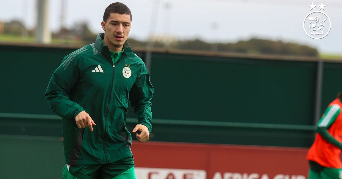 برشلونة يراقب النجم الشاب لمنتخب الجزائر