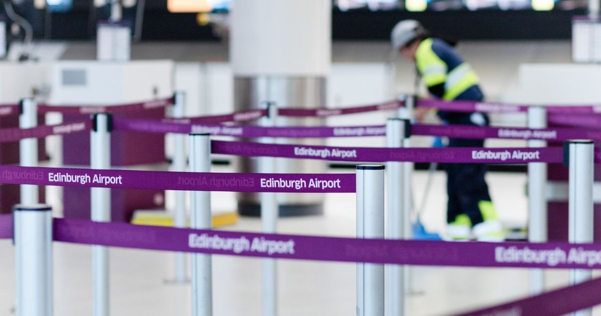 اضطرابات في حركة الطيران عالمياً مع تعليق مئات الرحلات