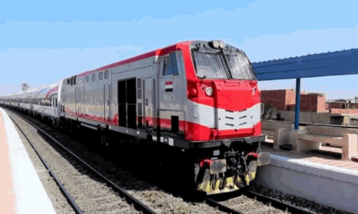 غرامات مالية صارمة.. عقوبات قانونية على المخالفين في السكك الحديدية
