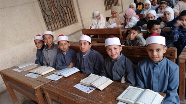 موعد استئناف امتحانات الترم الأول 2025