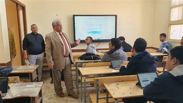 انعقاد أول امتحان لمادة “البرمجة والذكاء الاصطناعي” للأول الثانوي بالأقصر