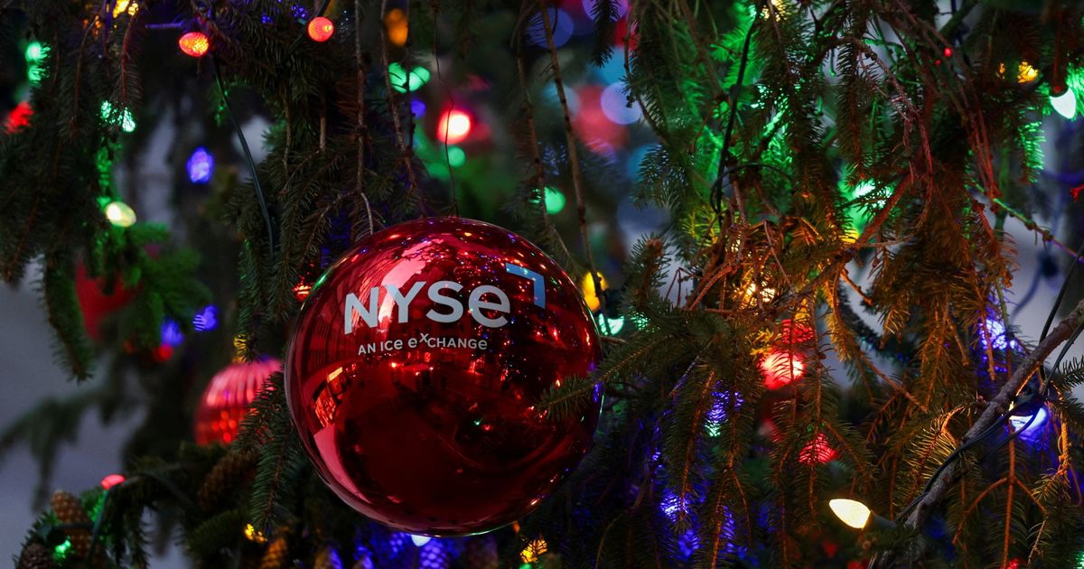 الحذر يسود وول ستريت في أولى جلسات 2026