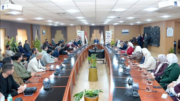 رئيس جامعة المنصورة يُكرِّم أعضاء قافلة “جسور الخير 23” تقديرًا لعطائهم في حلايب وشلاتين وأبو رماد