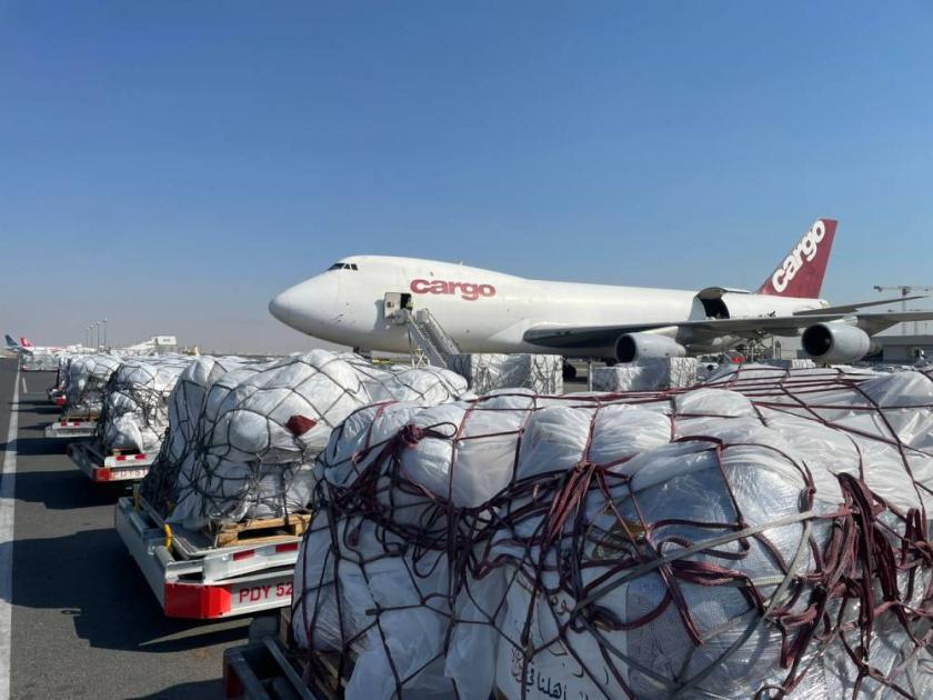 «دفء وأمان» تقدم 51 طناً إغاثة للقطاع