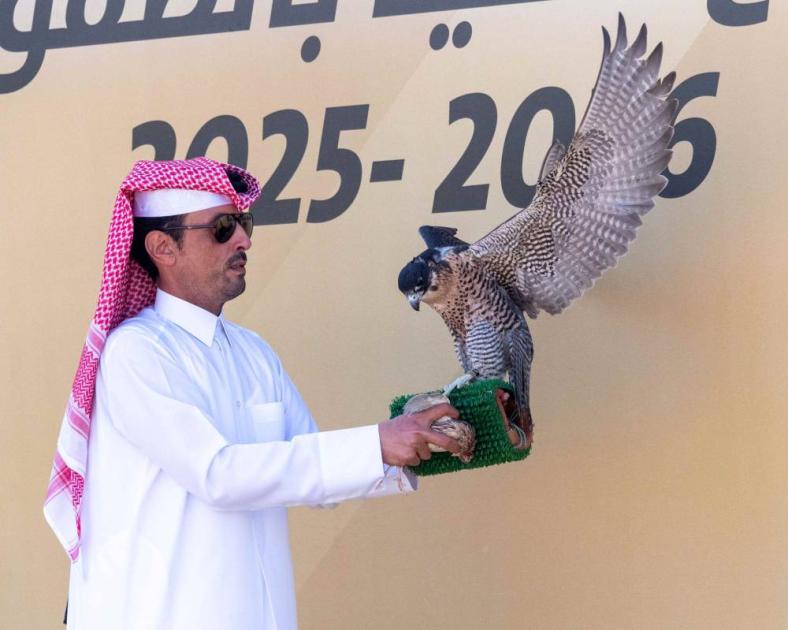 انطلاق أشواط «العامة مفتوح» لبطولة فزاع للصيد بالصقور