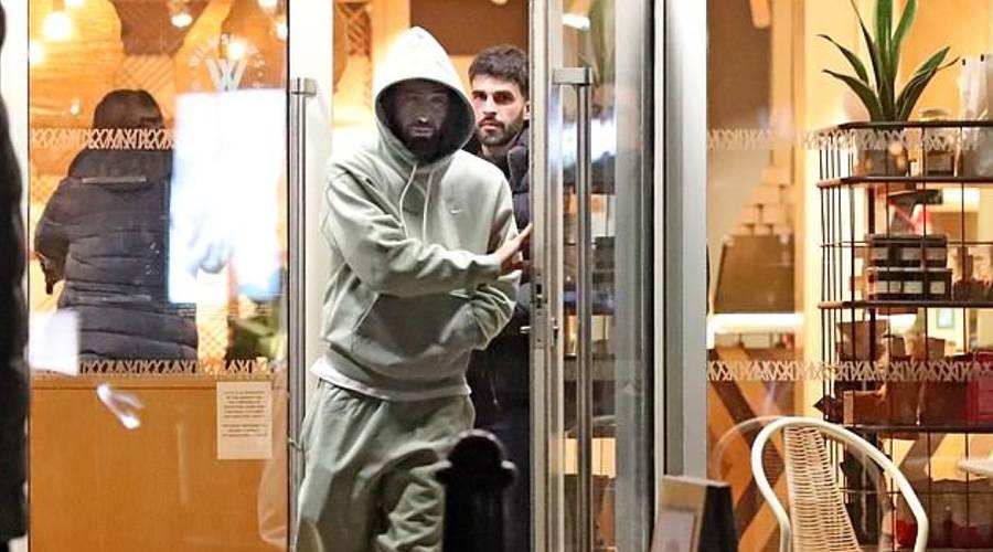 كابتن مانشستر يونايتد يلتقي بمساعد أموريم