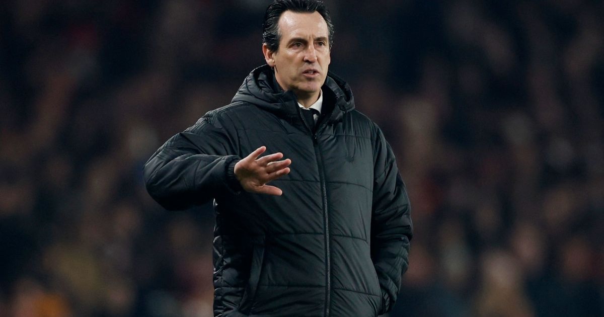 أوناي إيمري يشرح سبب غياب هارفي إليوت ويعترف بالموقف المحرج