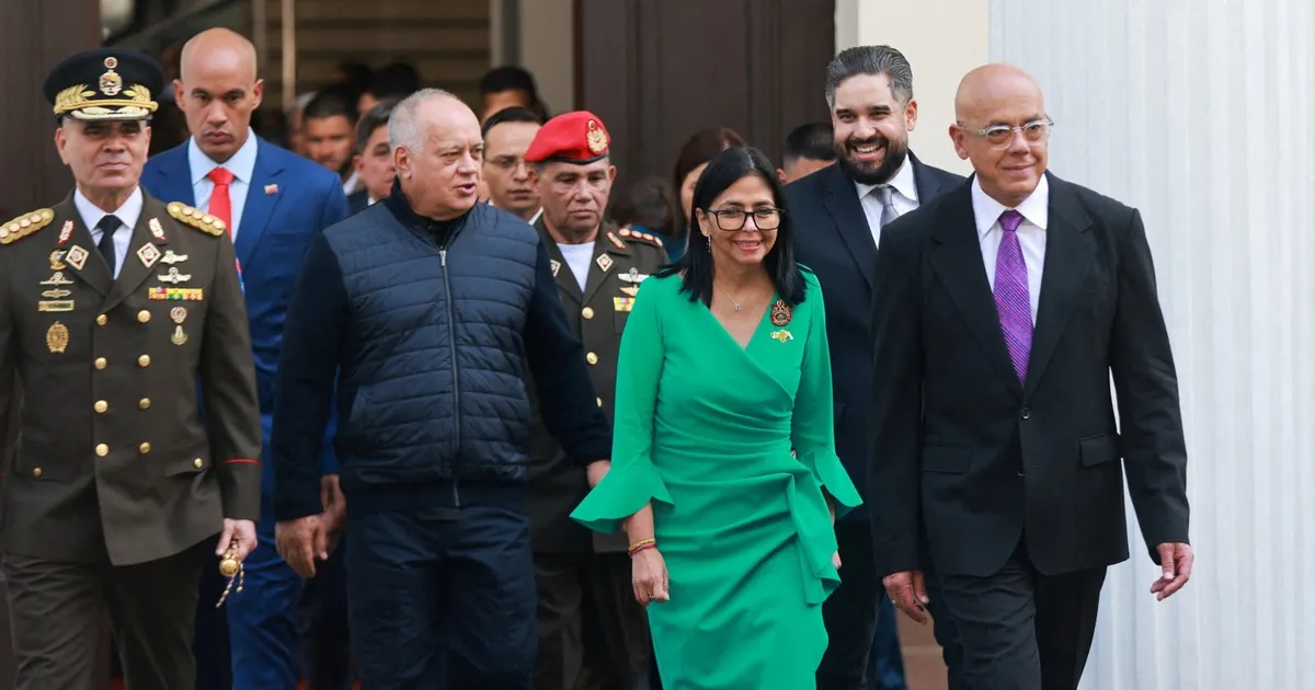 واشنطن تضغط على فنزويلا لطرد “جواسيس” روسيا والصين وكوبا