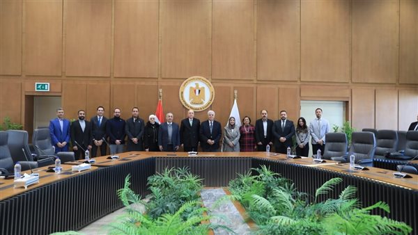 وزير التعليم العالي يوقع اتفاقية تعاون استراتيجية بين بنك المعرفة المصري والمجلس العربي للاختصاصات الصحية