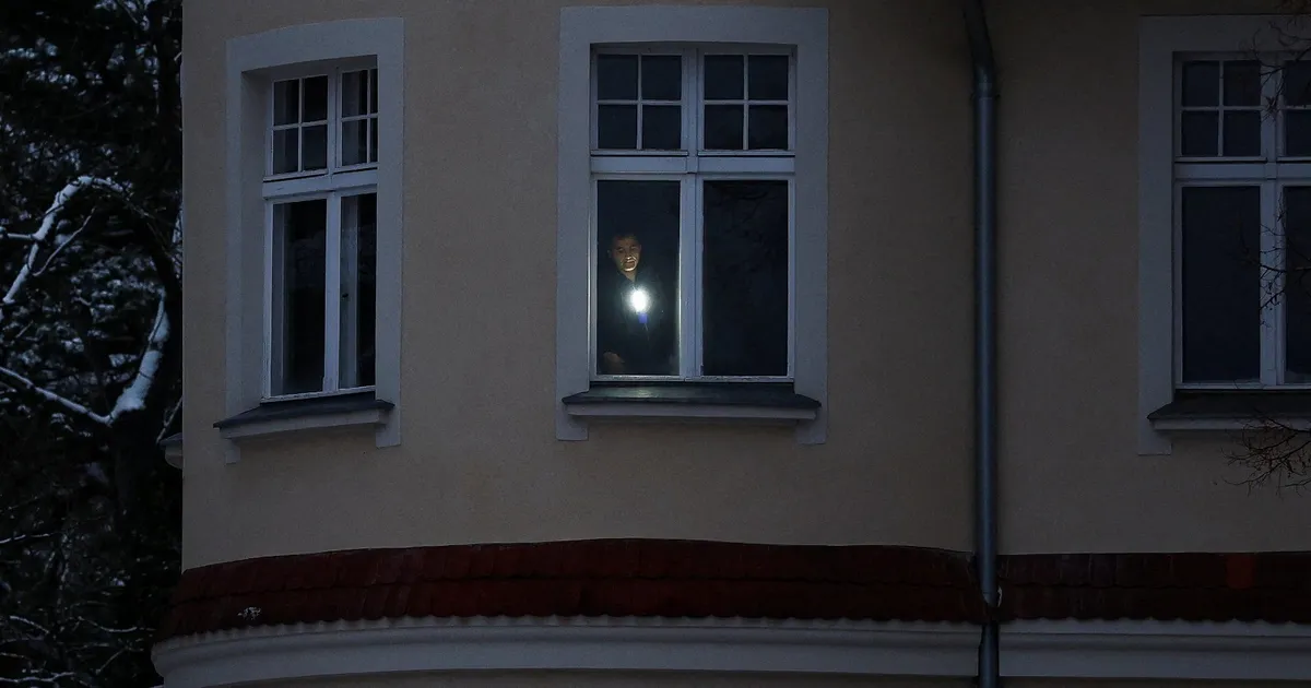 انقطاعات واسعة للكهرباء في برلين والسلطات تتهم متطرفين