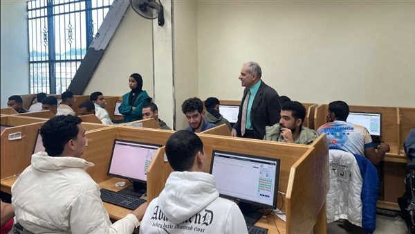 منظومة إلكترونية متكاملة ودعم كامل للطلاب بامتحانات كلية التمريض