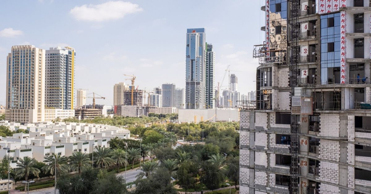 توقعات بتباطؤ معروض العقارات الجديدة في دبي خلال عامين