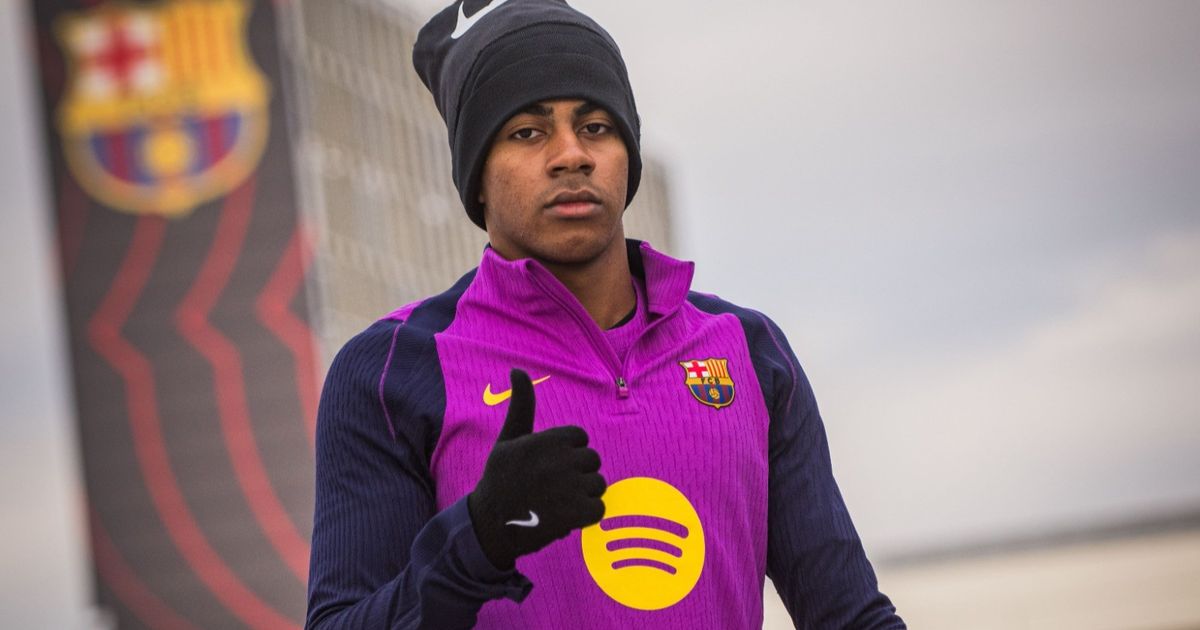 لامين يامال يغيب عن تدريبات برشلونة قبل الديربي ضد إسبانيول