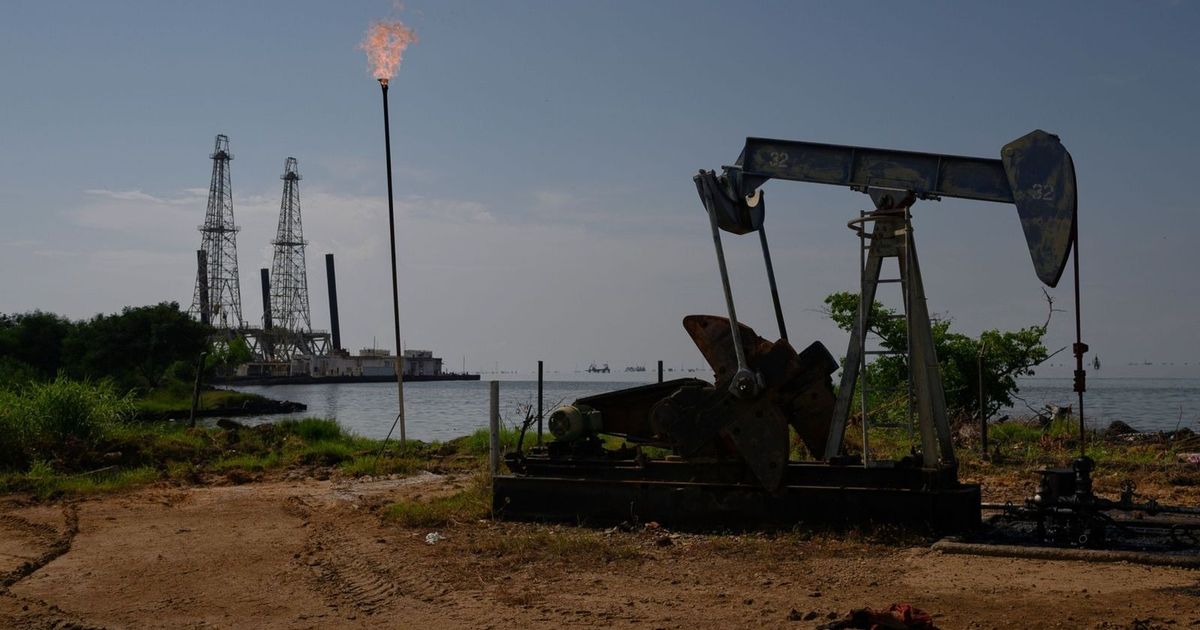 الصين تتجنب نفط فنزويلا مع ارتفاع كلفة الشحنات