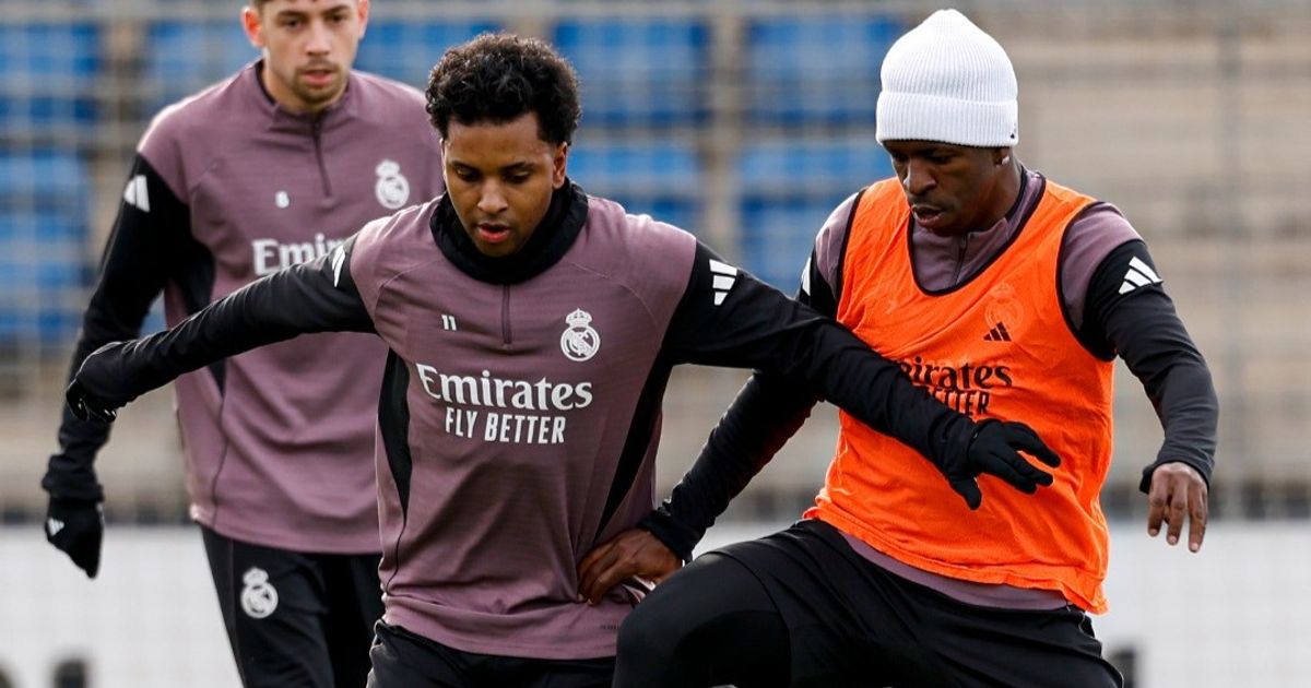 تشكيلة ريال مدريد المتوقعة أمام ريال بيتيس.. من يعوض مبابي؟