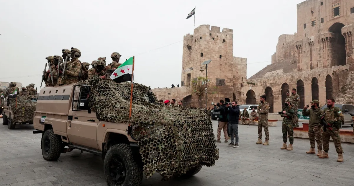 تجدد الاشتباكات بين قوات الجيش السوري و”قسد” في حلب