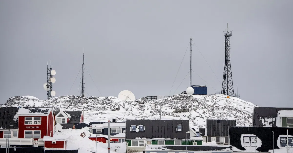 ترمب يناقش خيارات الحصول على جرينلاند.. والجيش خيار مطروح