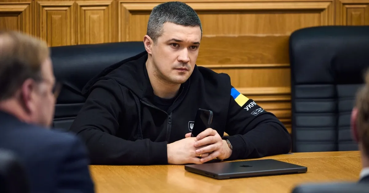 زيلينسكي تعيين نائب رئيس الوزراء فيدوروف وزير جديد للدفاع