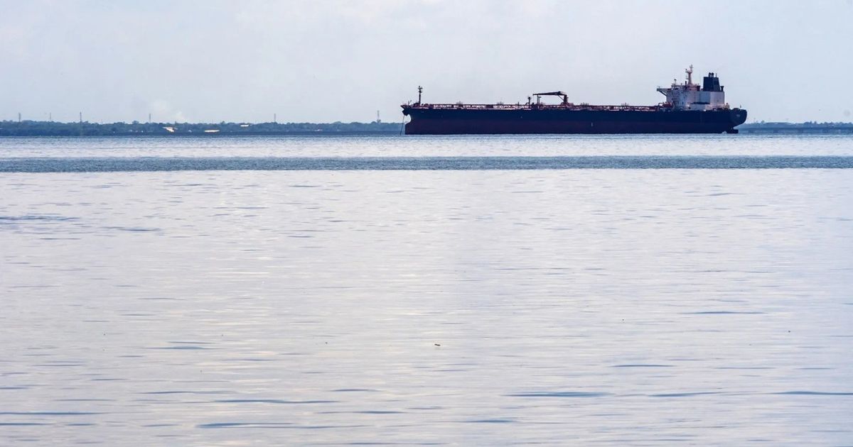 ناقلات نفط تابعة لشيفرون تبحر إلى فنزويلا بعد اختفاء أسطول الظل