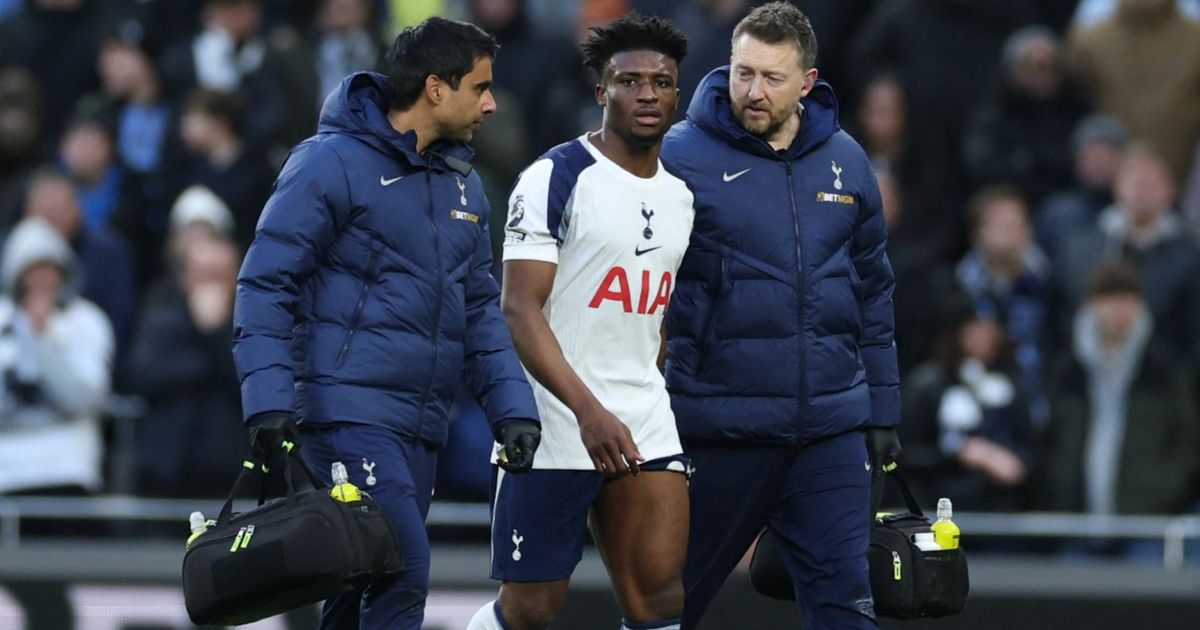 غياب طويل.. الكشف عن تفاصيل إصابة محمد قدوس نجم توتنهام