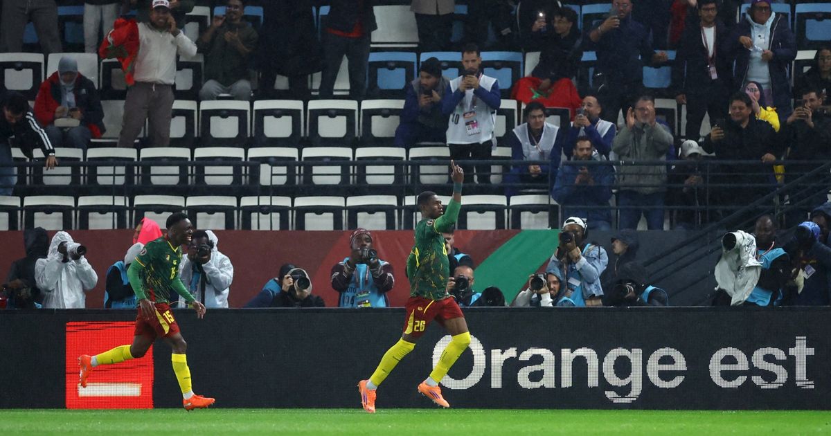 نجم الكاميرون لا يخشى المغاربة: مشجعو دورتموند أكثر عدداً