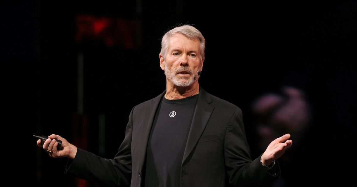 “ستراتيجي” تتكبد خسارة بـ17.4 مليار دولار في الربع الرابع