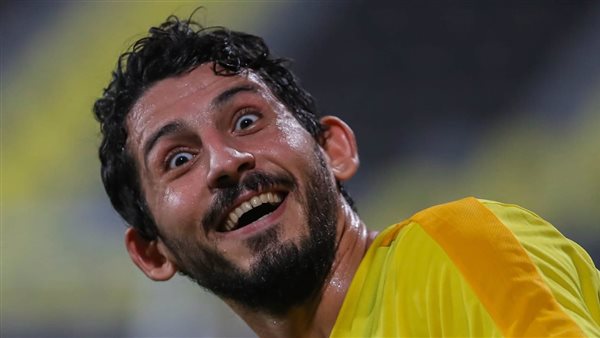 مصدر بالأهلي يكشف حقيقة التفاوض مع أحمد حجازي لتدعيم الدفاع في ميركاتو الصيف