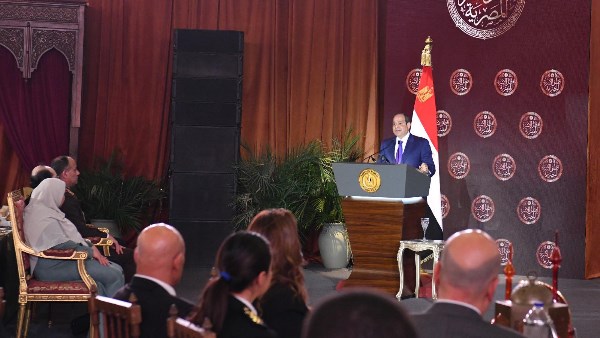 الرئيس السيسي: زيادة أسعار المنتجات البترولية “إجراء حتمى” ولم نضطر لتخفيف الأحمال