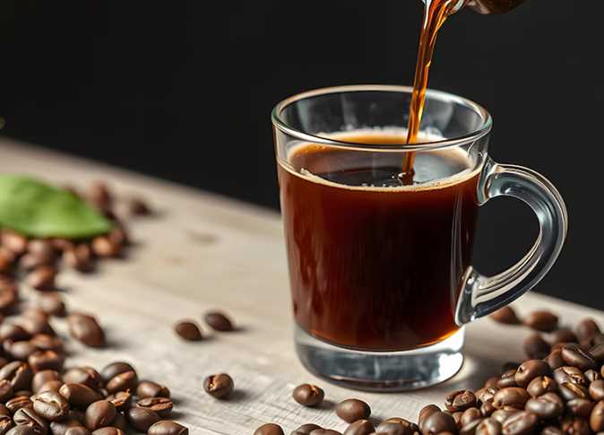 احذر تناولها مع القهوة.. قائمة بالأدوية الشائعة التي يتداخل مفعولها مع الكافيين