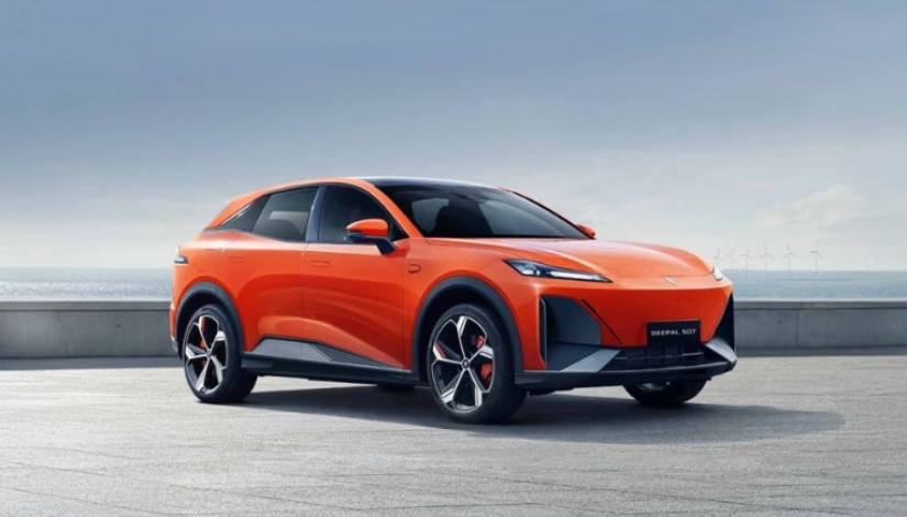 سيارة ديبال S07 الكهربائية تقتحم السوق المصري بتجهيزات خيالية وأسعار تنافسية من جي بي أوتو