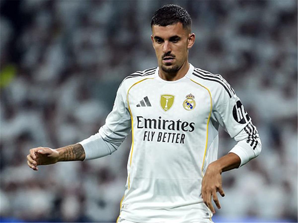 تقارير: سيبايوس خارج حسابات الريال رغم استمرار عقده حتى 2027