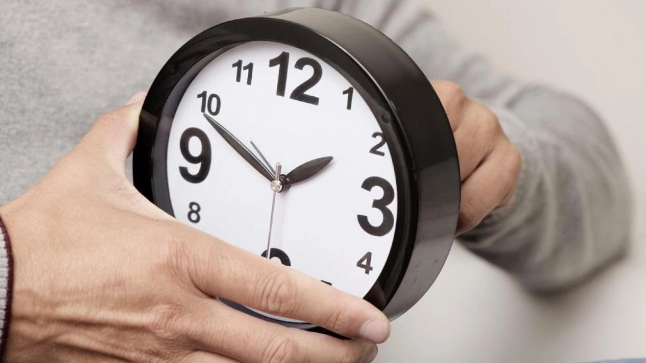 مصر تستعد لتطبيق التوقيت الصيفي: تقديم الساعة 60 دقيقة الجمعة 24 أبريل 2026