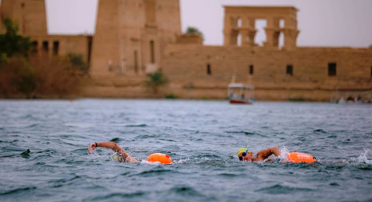 محافظ أسوان يثني على نجاح مهرجان أكوامان للسباحة العالمي
