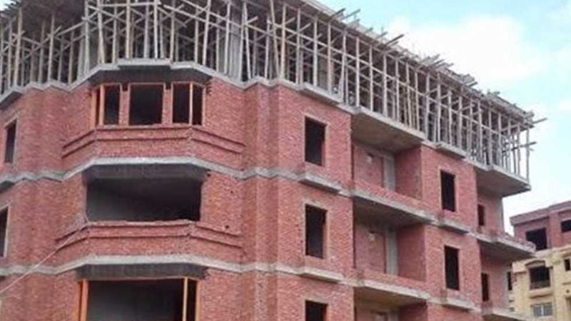 إحالة مسؤولين بالفيوم للنيابة بتهمة الإهمال في تراخيص البناء والتعدي على الأراضي الزراعية