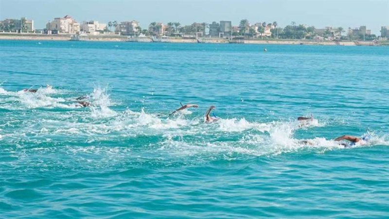 انطلاقة قوية لبطولة العالم للسباحة بالزعانف للماسترز في شرم الشيخ