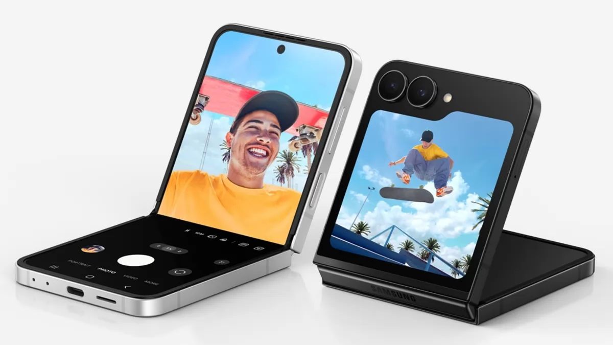 صور مسربة تكشف تفاصيل تصميم هاتف سامسونج Galaxy Z Flip 8 المرتقب