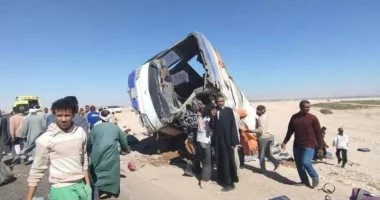 إصابة 6 أشخاص في انقلاب أتوبيس على طريق القصير مرسى علم