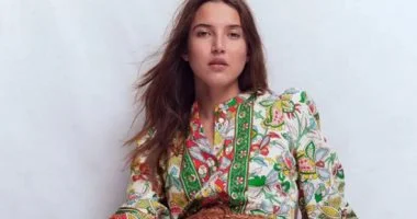 إطلالة منعشة: أبرز فساتين صيف وربيع 2026 الكتان والجينز والكيمونو