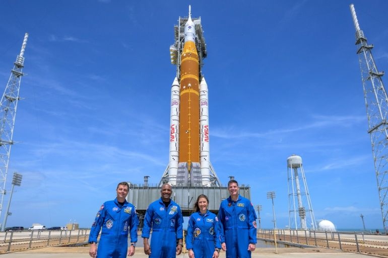 تعطل مفاجئ لبرنامج البريد الإلكتروني يعرقل تواصل طاقم أرتميس 2 في الفضاء