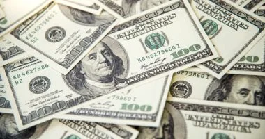 الدولار يحافظ على استقراره أمام الجنيه بالبنوك المصرية اليوم الأحد