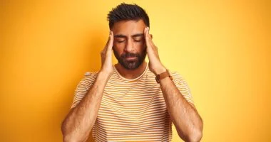 الصداع النصفي في الصيف: 7 طرق بسيطة لتجنبه وحماية صحتك