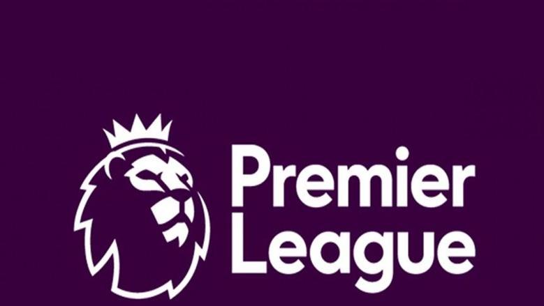 بيرنلي يقيل مدربه سكوت باركر بعد الهبوط من الدوري الممتاز