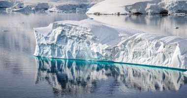 دراسة: حرارة أعماق المحيط تذيب القارة القطبية الجنوبية من الأسفل